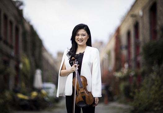 Emily Sun: live reviews with WASO