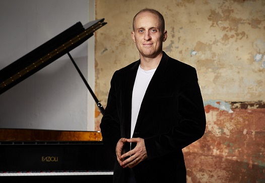 Simon Tedeschi: concert for Ukraine