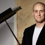 cinque-artist-management-Simon-Tedeschi