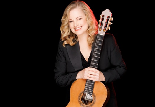 Cinque welcomes guitarist Karin Schaupp